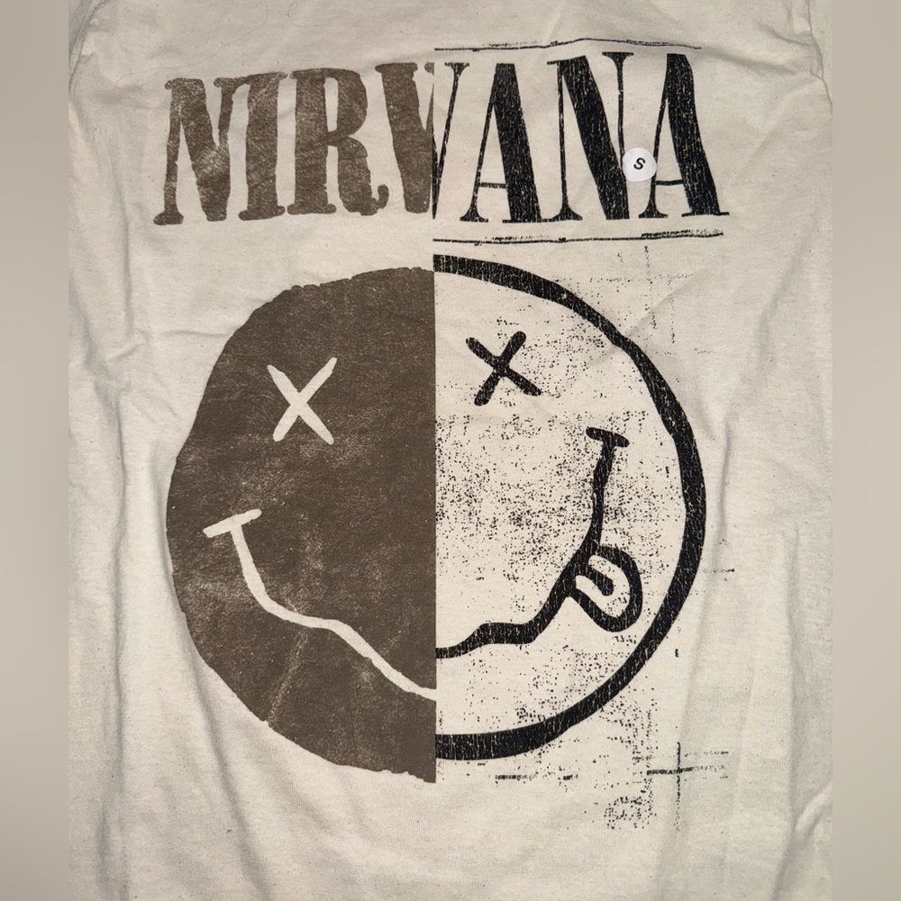 Nirvana T-Shirt Men’s Size Small Cream Colored Band Shirt NWT - Picture 2 of 5